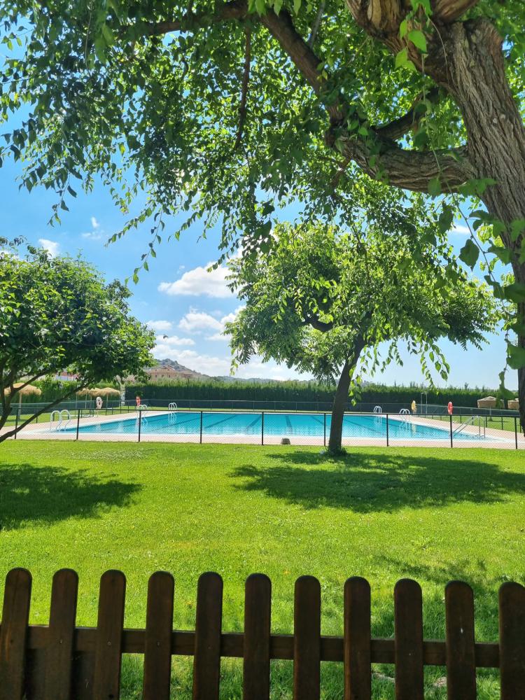 Imagen Piscinas municipales Fonz y Cofita 2026