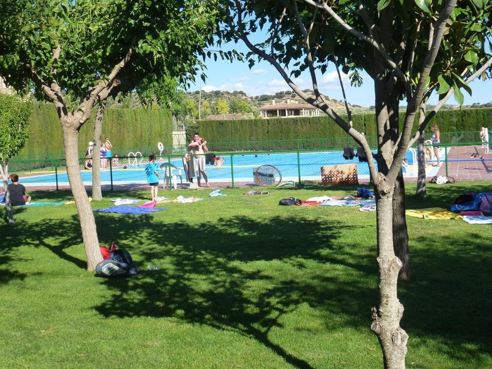 Imagen Precios de las piscinas de Fonz y solicitud de abono